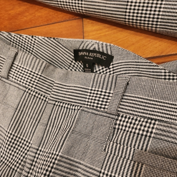 Banana Republic Pant Suit Set Plaid - Picture 3 of 4